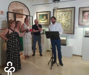 Jose Carlos Villarejo inaugura exposición REFLEJOS